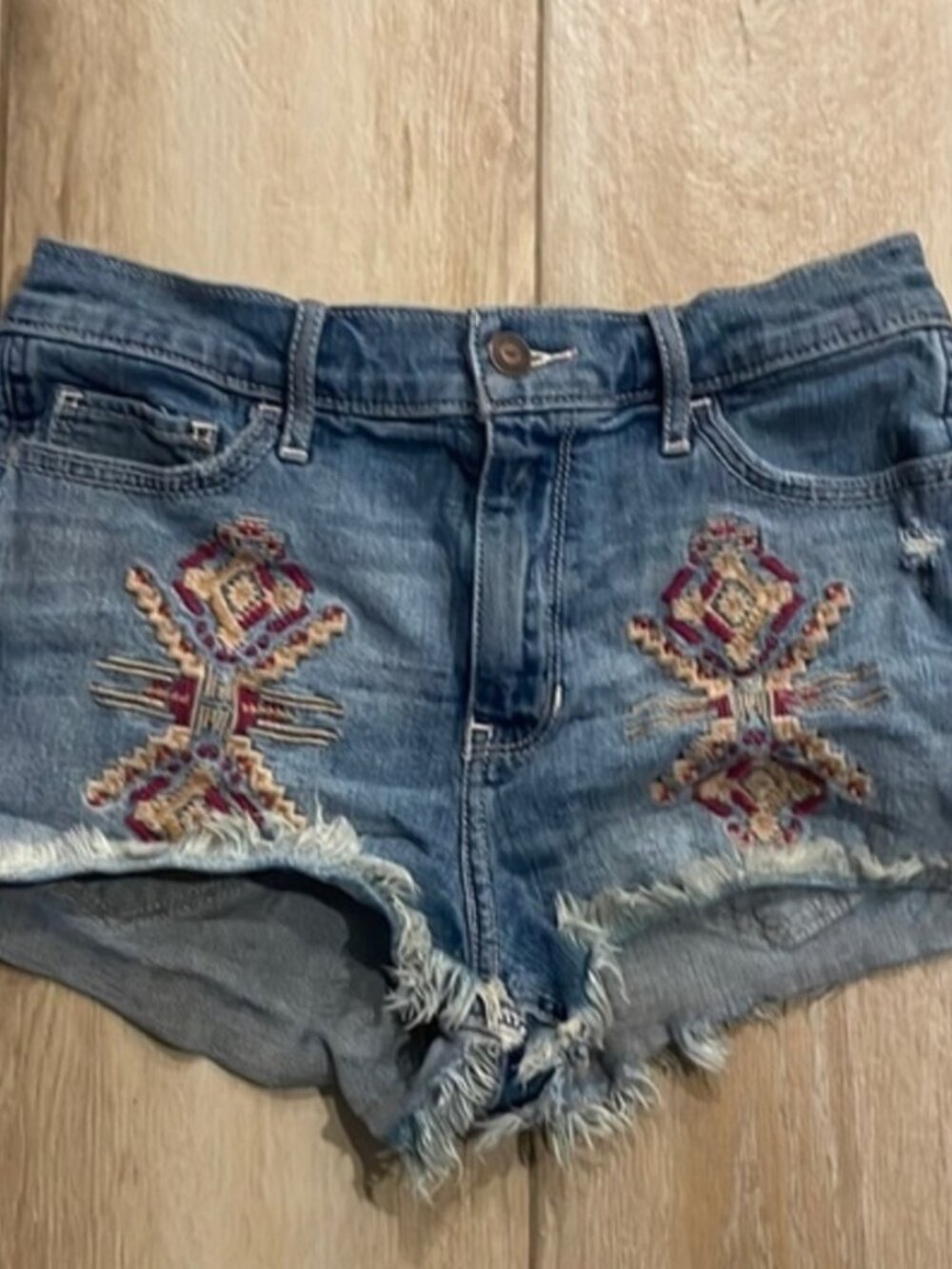 High Rise Aztec design Short Shorts - Picture 2 of 3